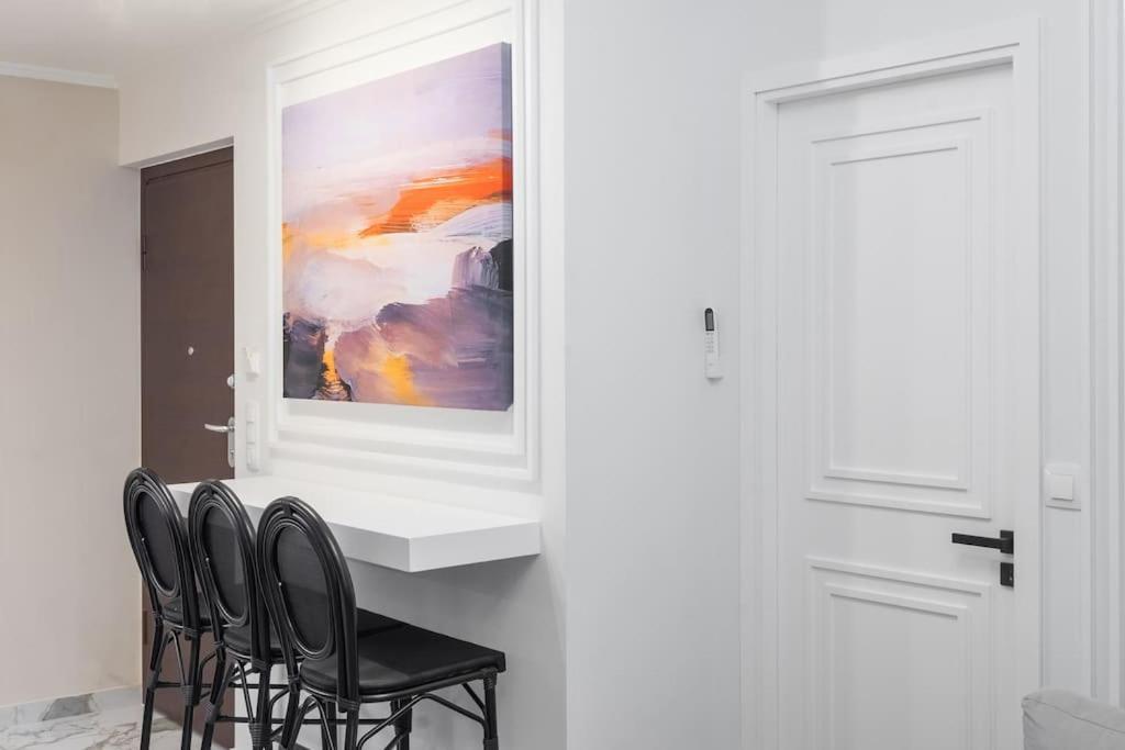 אתונה Lux 2 Bedroom Apt Next To Metro מראה חיצוני תמונה