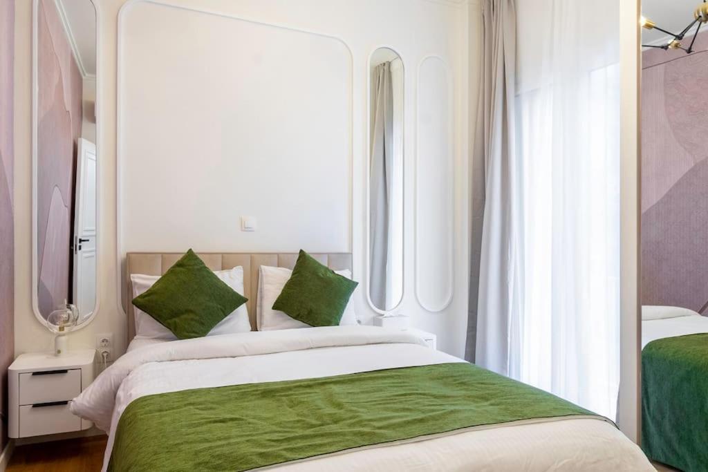 אתונה Lux 2 Bedroom Apt Next To Metro מראה חיצוני תמונה