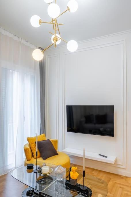 אתונה Lux 2 Bedroom Apt Next To Metro מראה חיצוני תמונה